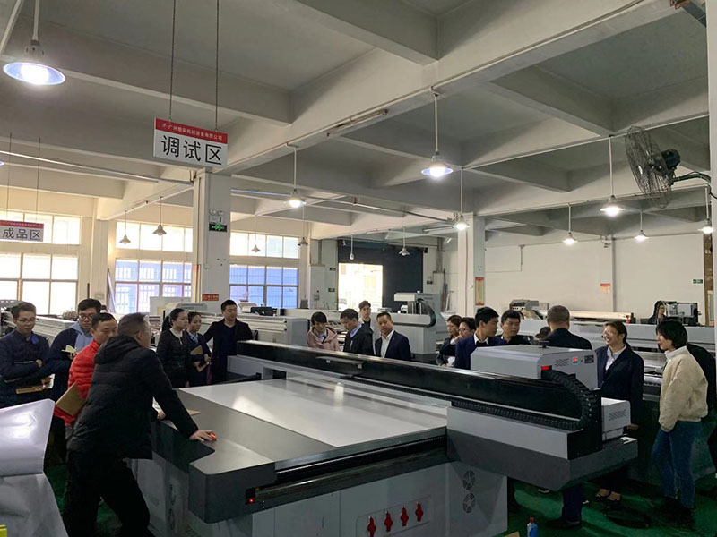 勿忘初心，共同进步——润彩全新平板打印机业务团队技术知识培训与技术推广纪实